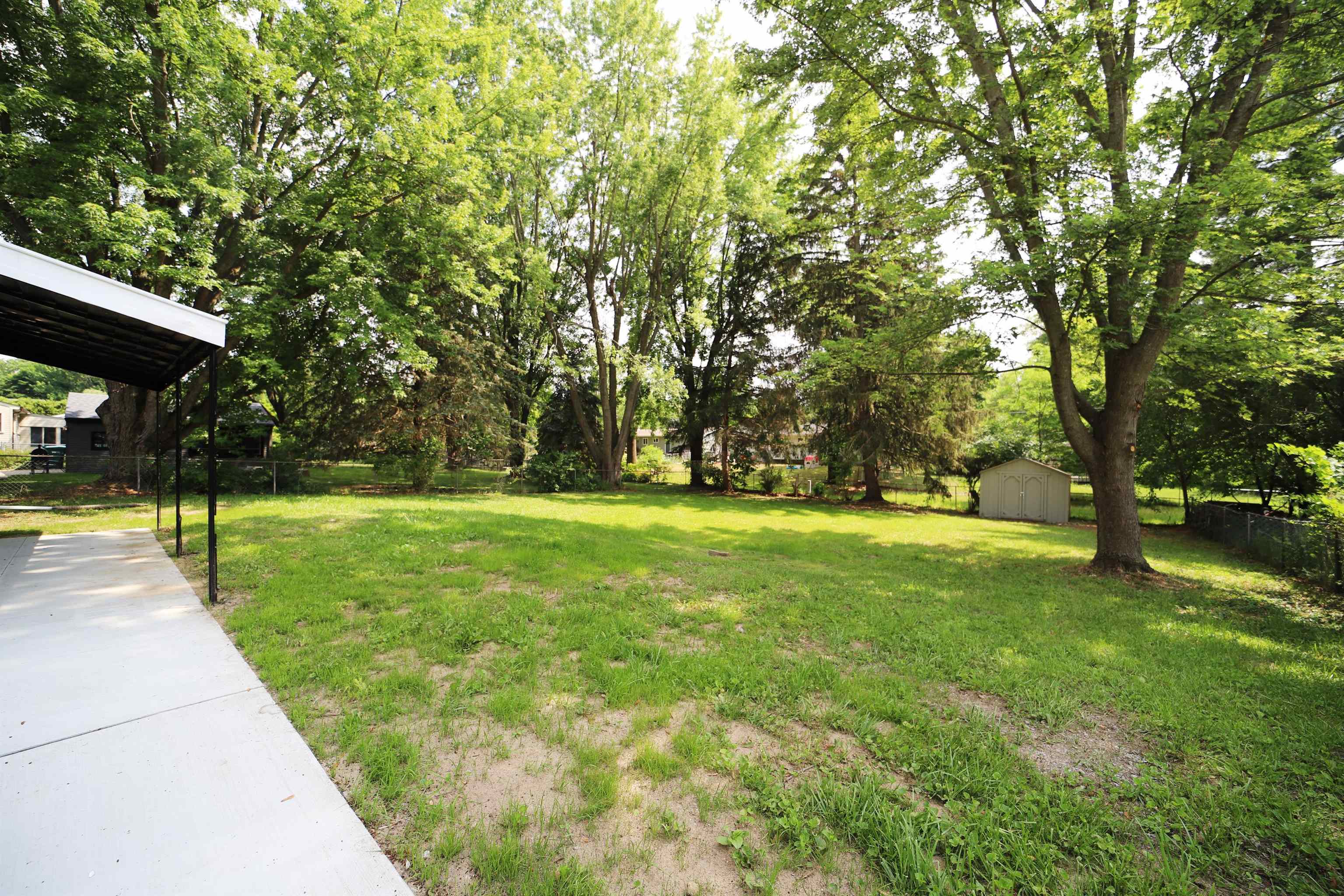 368 West River Road Flushing, MI 48433 - Photo 24 of 28 50113002-23.JPG