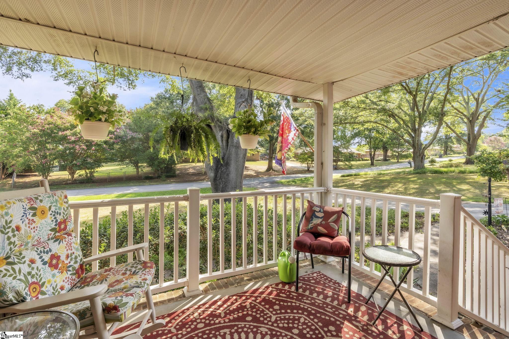 300 Clearview Drive Anderson, SC 29625 - Photo 3 of 26