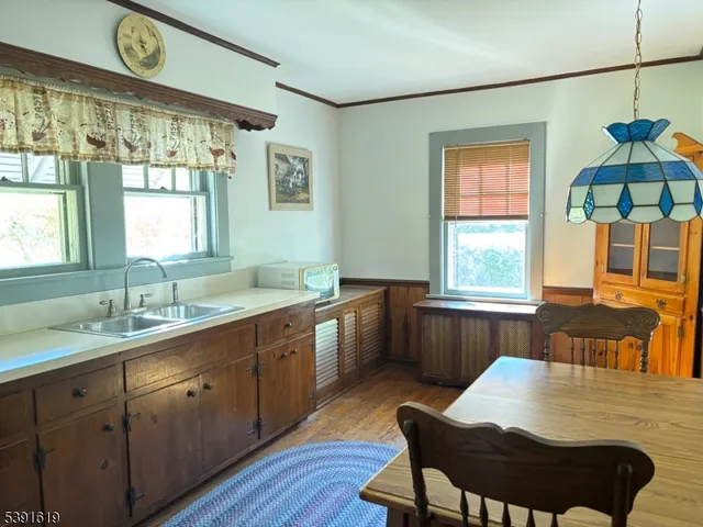 a view of a livingroom with furniture