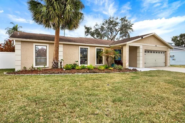 $450,000 | 729 Sandy Creek Drive, Brandon, FL 33511