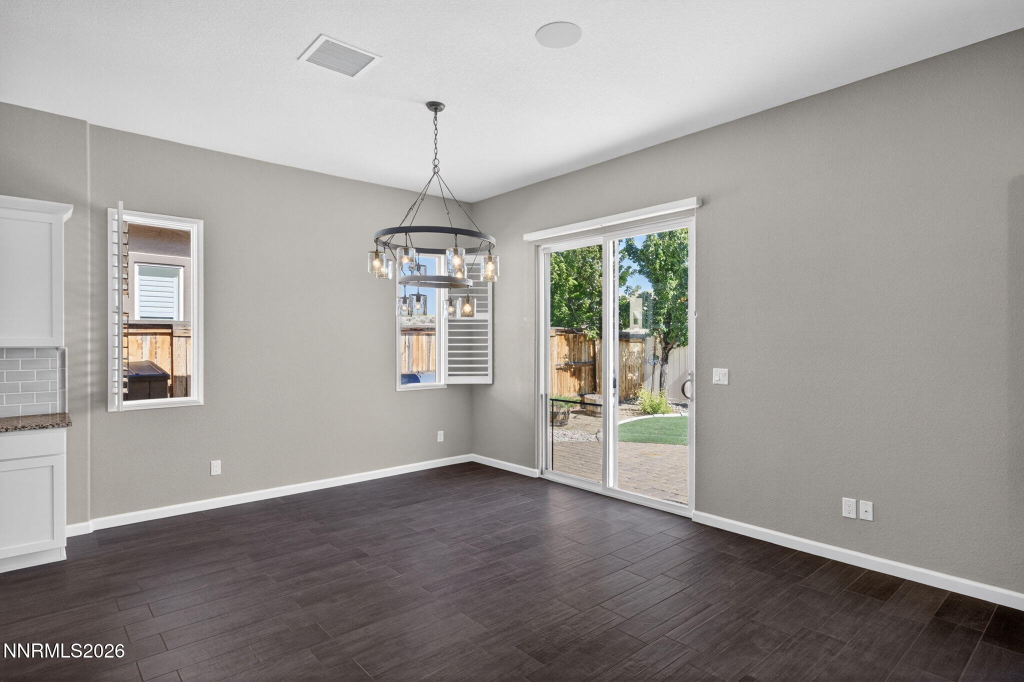 3055 Show Jumper Lane Reno, NV 89521 - Photo 17 of 70 17-web-or-mls-IMG_8323