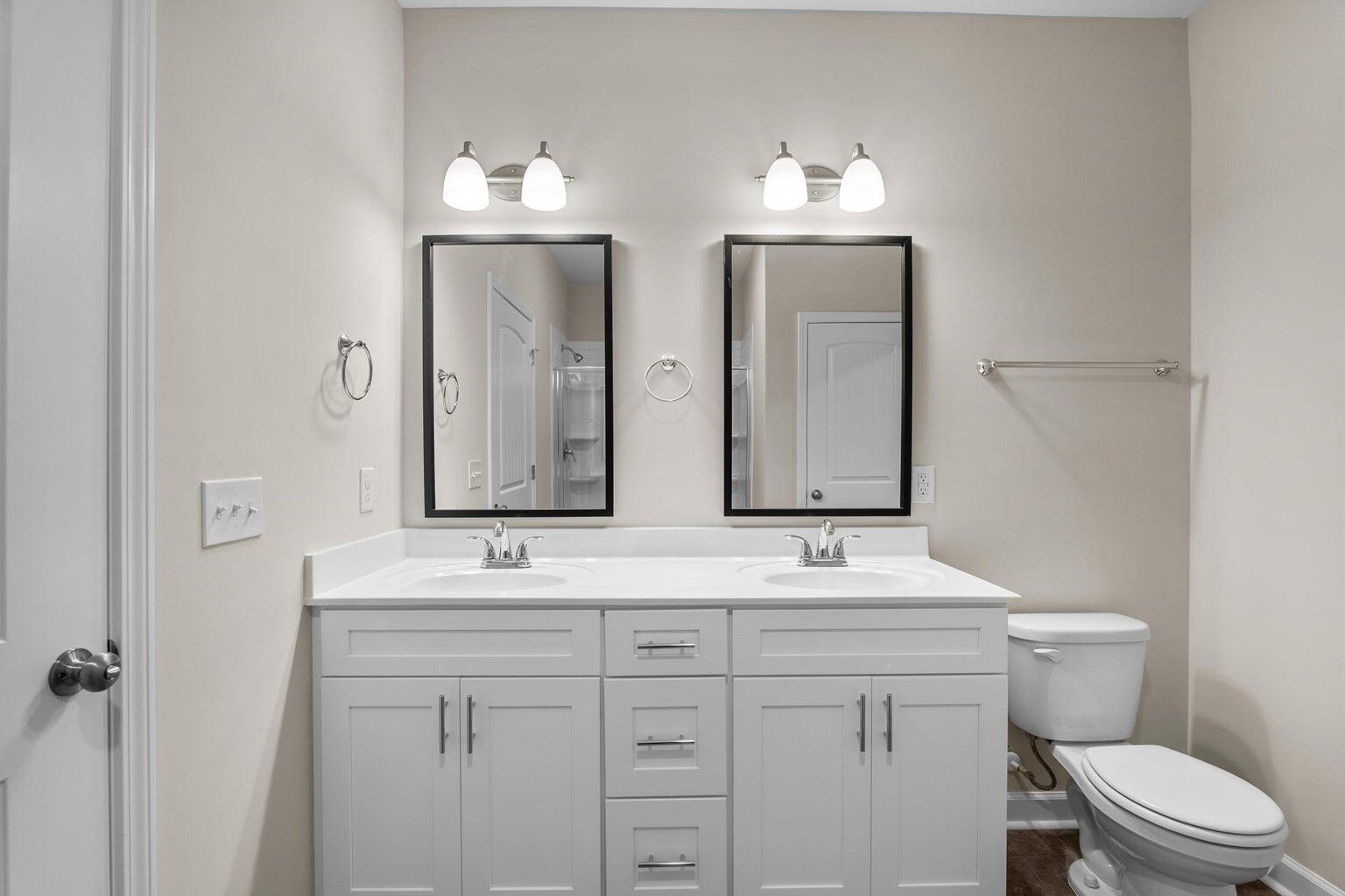 820 Montclair Point Aiken, SC 29803 - Photo 8 of 14 Primary Bathroom Double Vanity