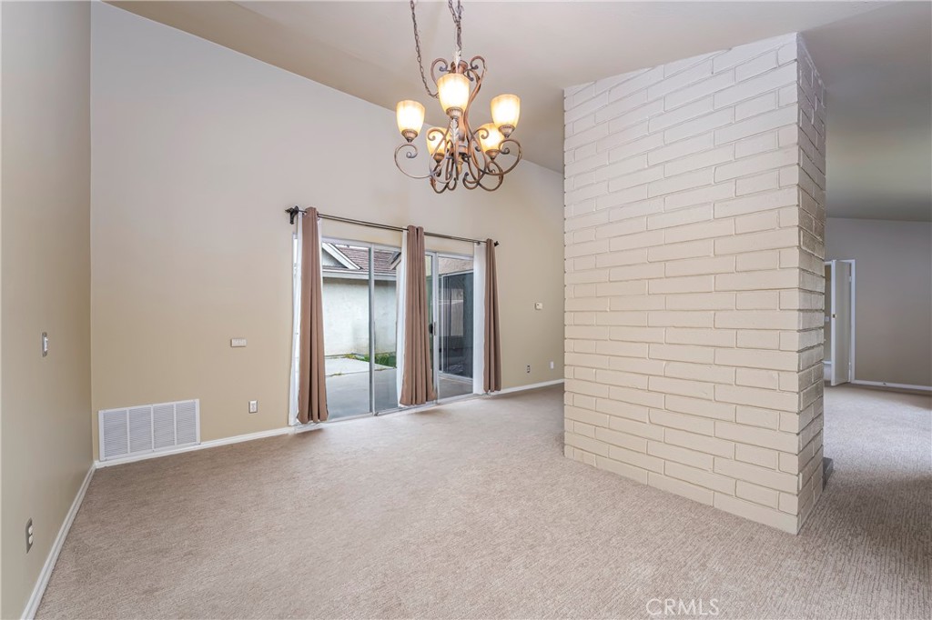 2162 Sweetbriar Road Tustin, CA 92780 - Photo 7 of 33