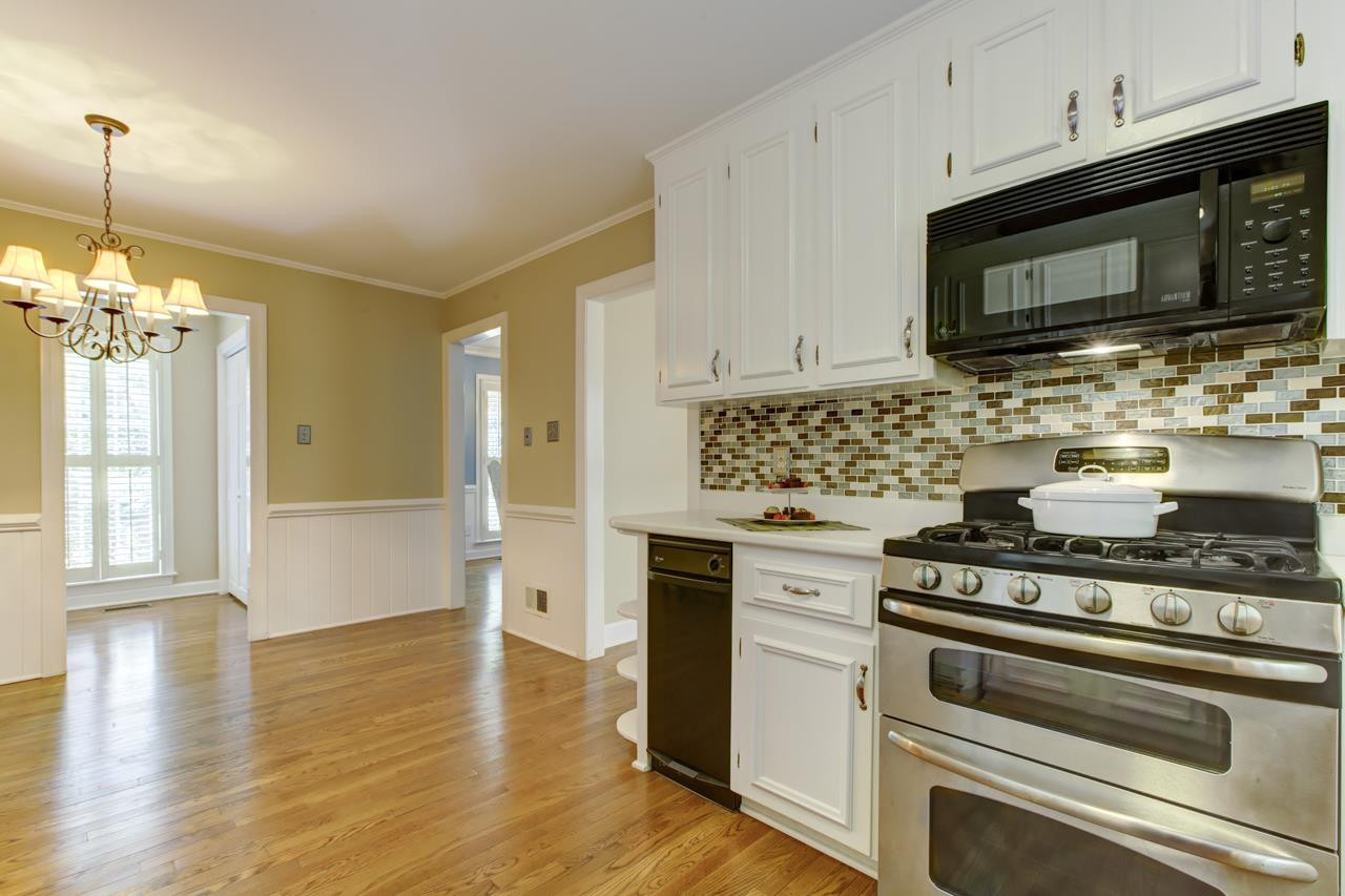 6908 Rainwater Road Raleigh, NC 27615 - Photo 5 of 25 Kitchen