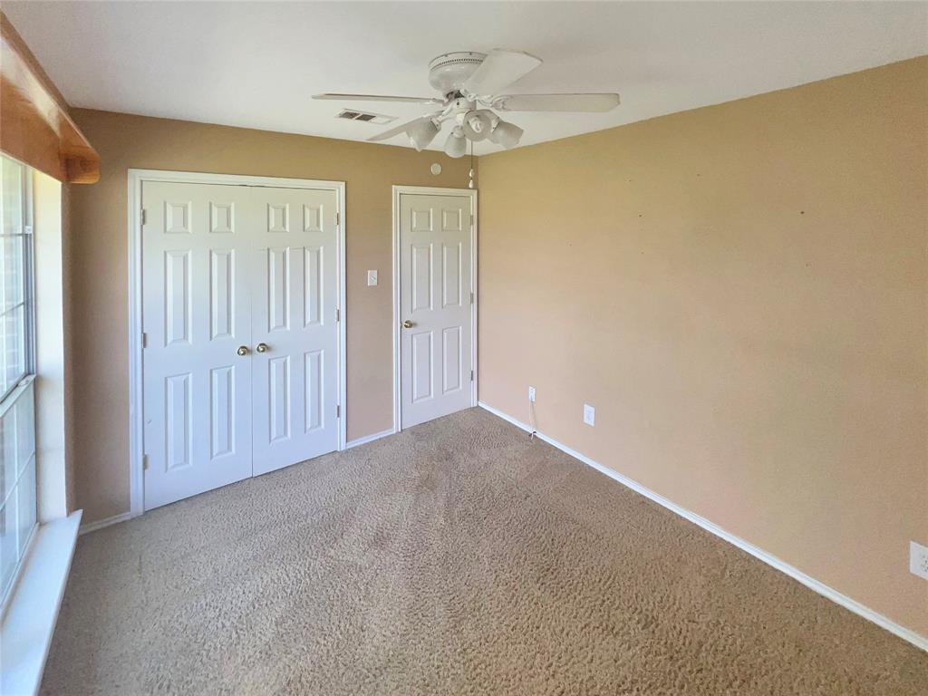 3661 Emo Street Midlothian, TX 76065 - Photo 22 of 24 a view of a livingroom with a chandelier fan