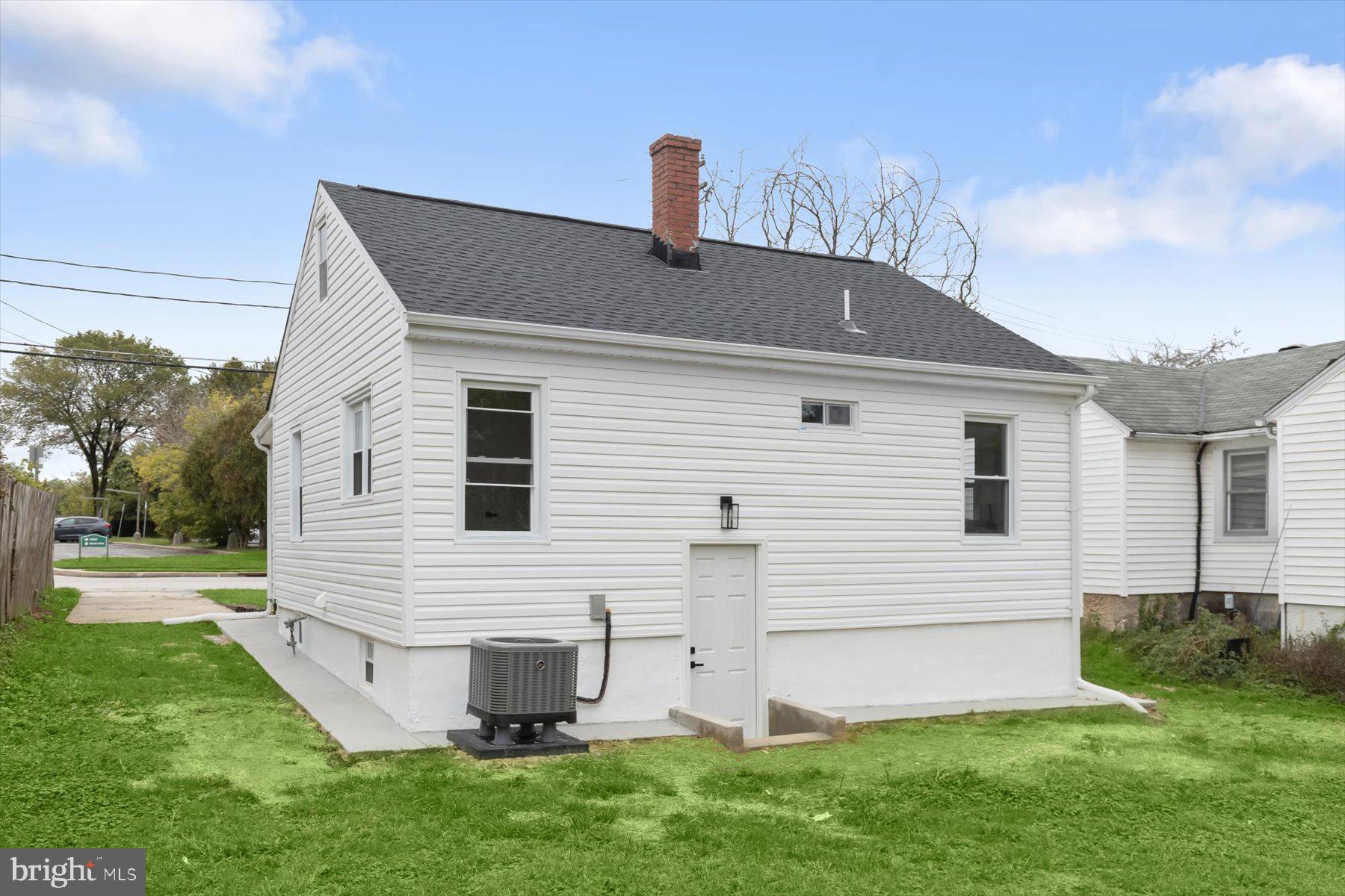8701 Emge Road Parkville, MD 21234 - Photo 22 of 24 rear elevation