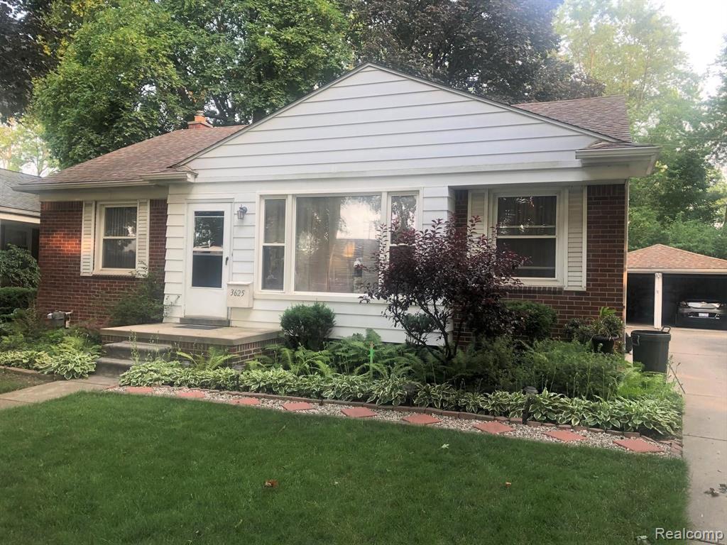 3625 Rockingham Road Royal Oak, MI 48073 - Photo 1 of 35