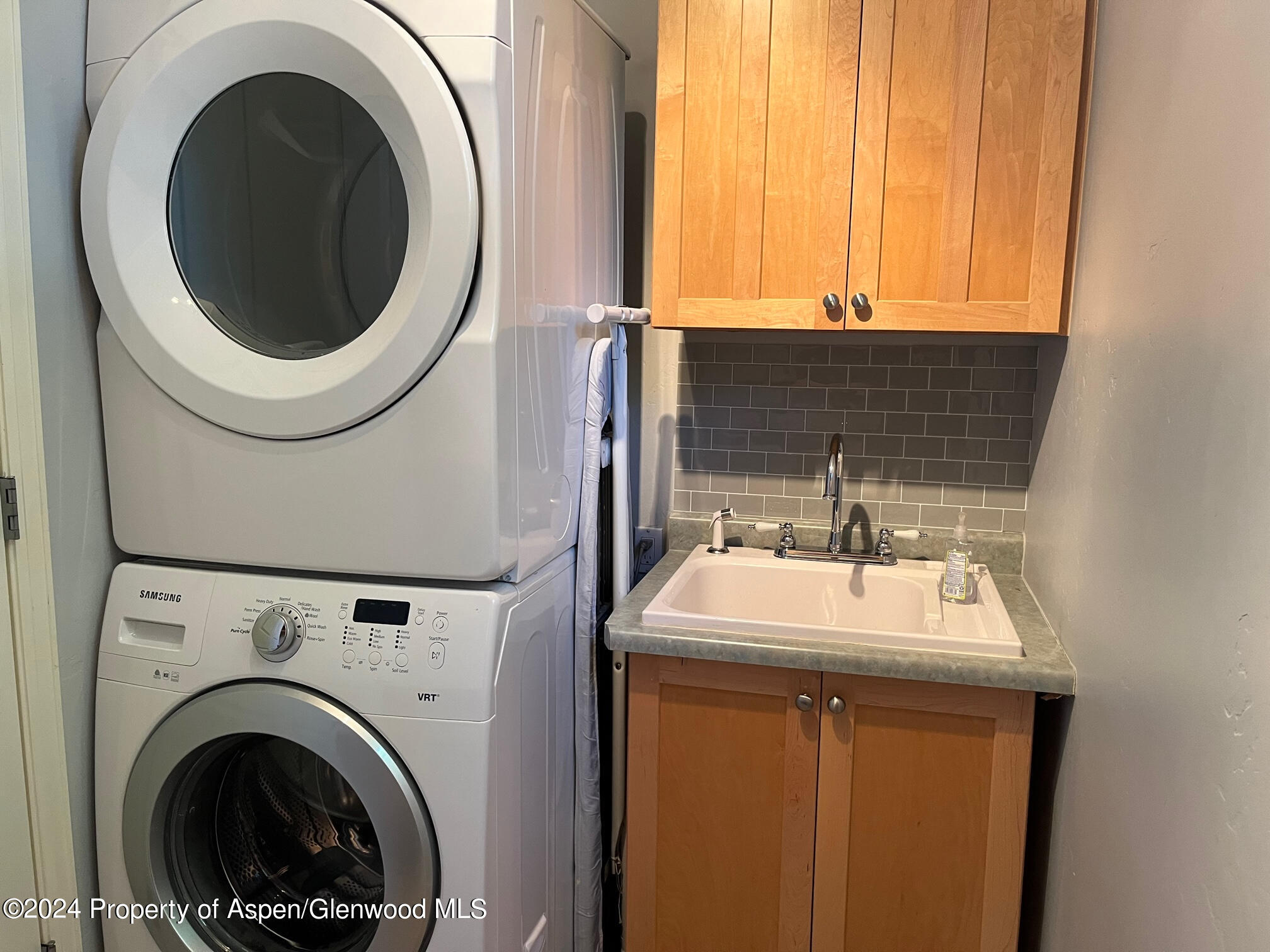 548 Evans Court Basalt, CO 81621 - Photo 13 of 24 a utility room with dryer and washer