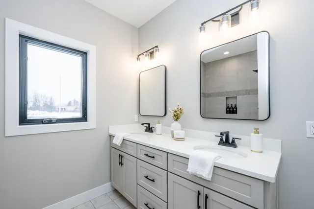 $355,000 | 3623 Katherine Ln Street, Unit 43, St. Joseph, MI 49085