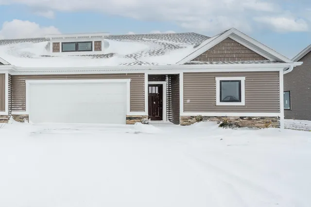 $355,000 | 3623 Katherine Ln Street, Unit 43, St. Joseph, MI 49085