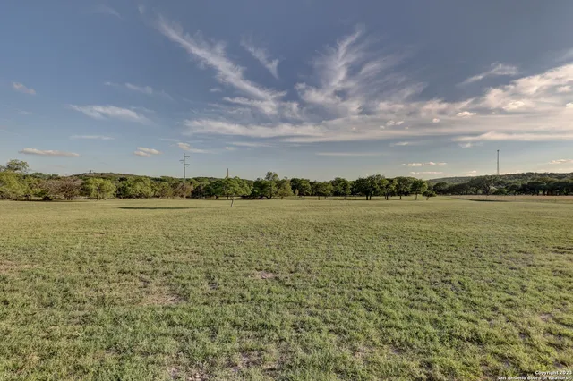 $1,299,000 | 246 River Road, Ingram, TX 78025