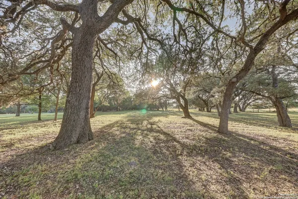 $1,299,000 | 246 River Road, Ingram, TX 78025