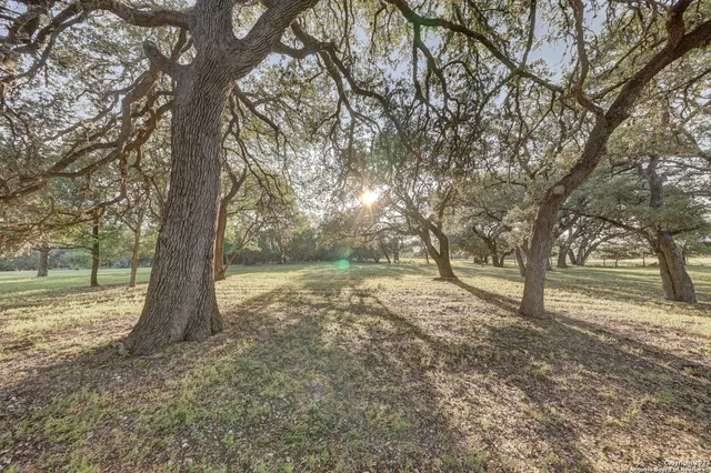 $1,299,000 | 246 River Road, Ingram, TX 78025