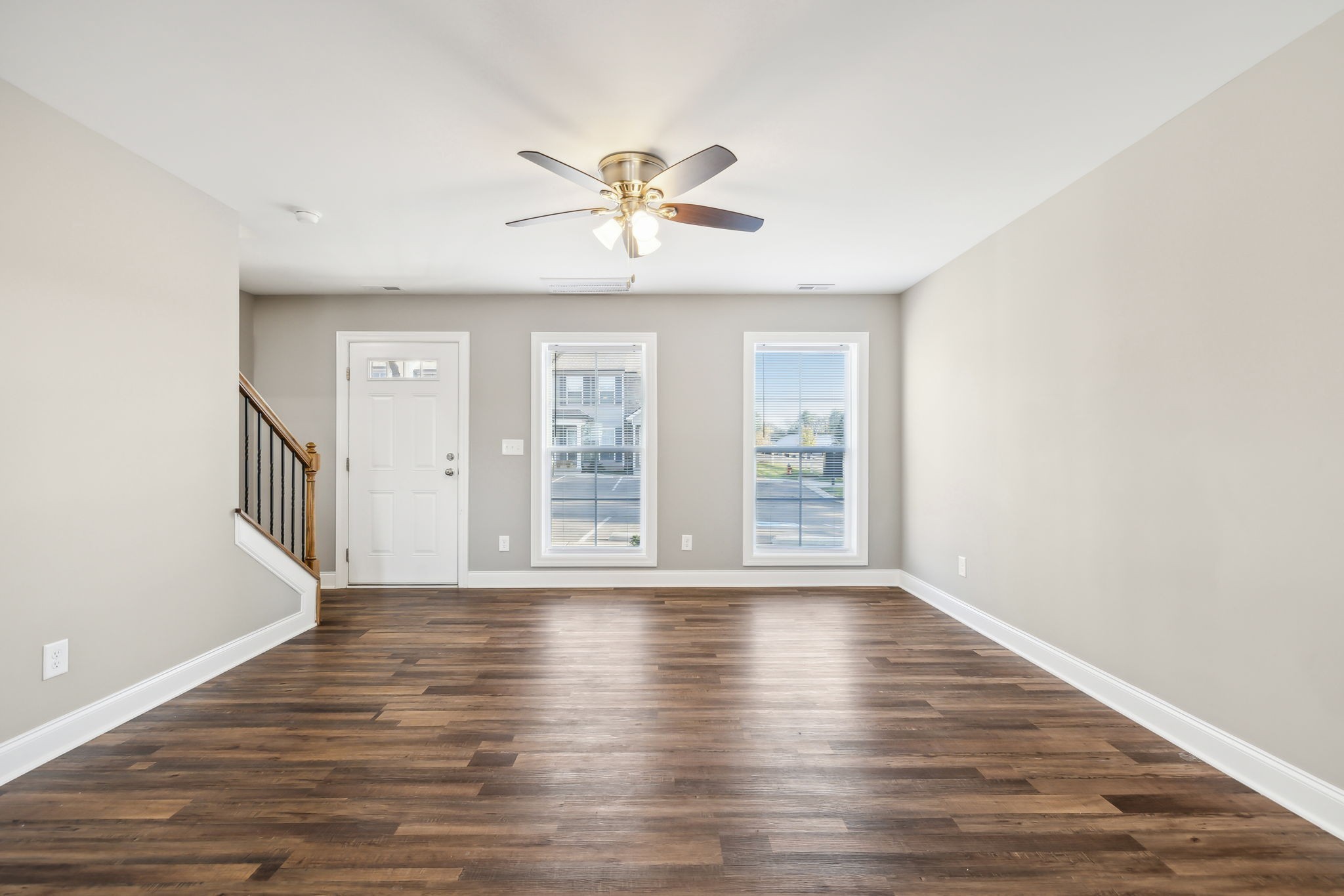 904 Sutton Cove Columbia, TN 38401 - Photo 9 of 24