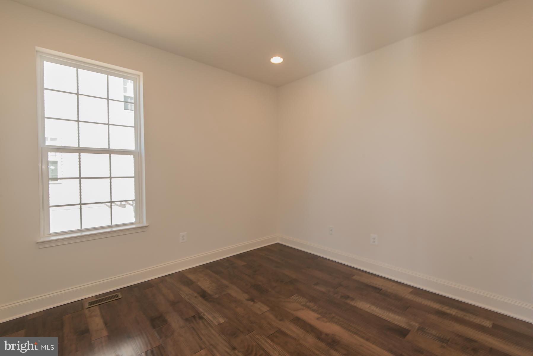 2303 Blackberry Road Baltimore, MD 21209 - Photo 14 of 30 Study