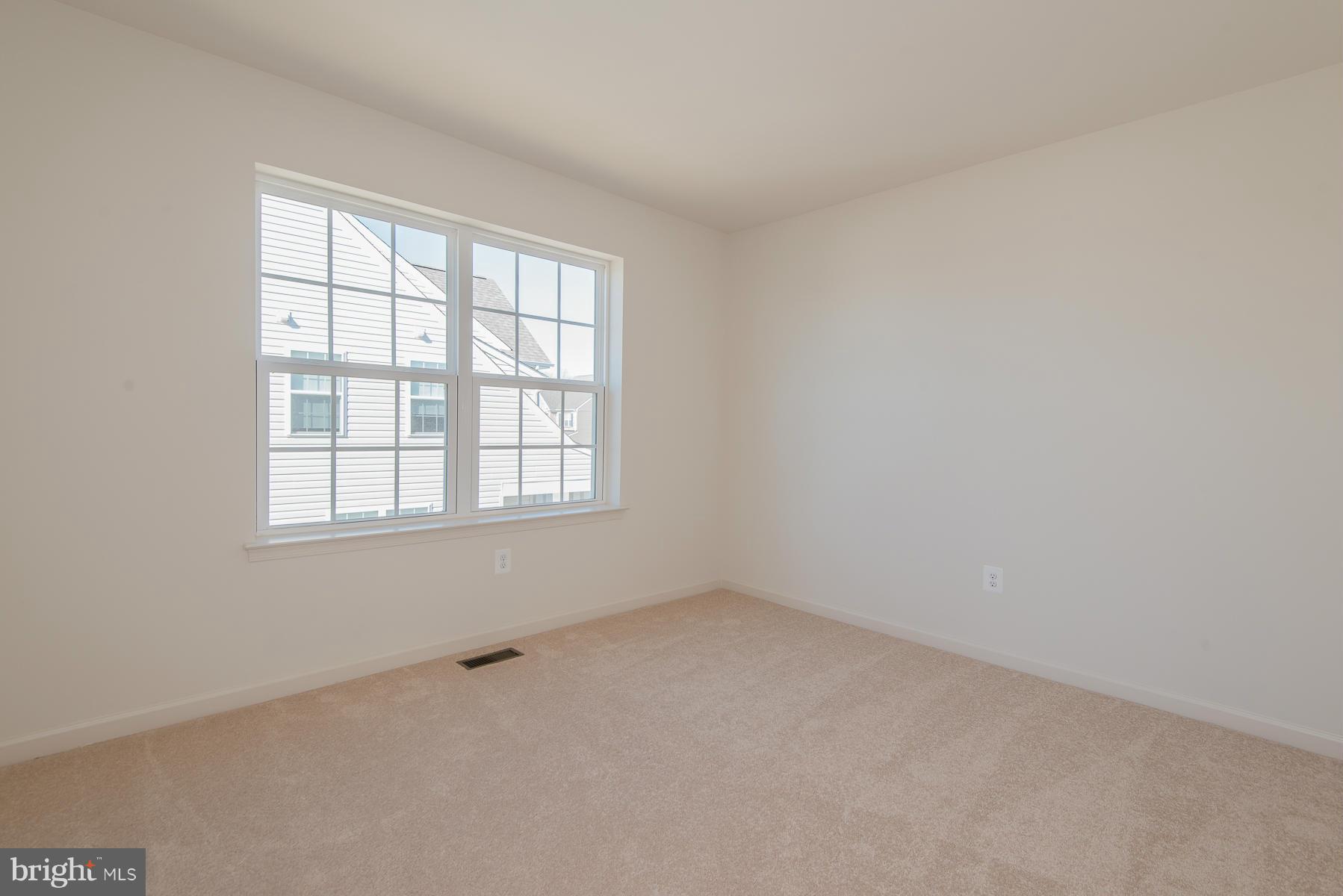 2303 Blackberry Road Baltimore, MD 21209 - Photo 19 of 30 Bedroom (Master) Sitting Room