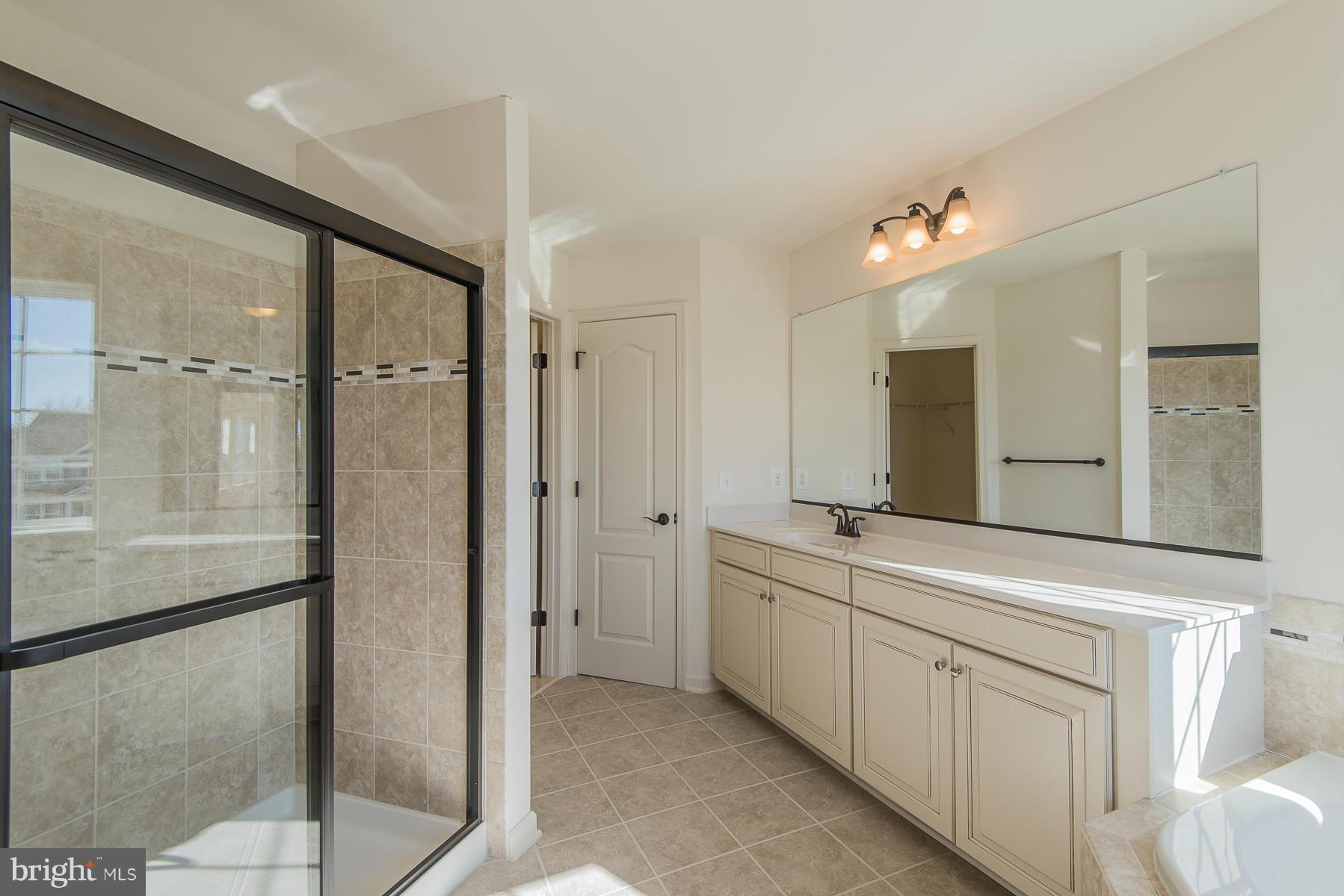 2303 Blackberry Road Baltimore, MD 21209 - Photo 21 of 30 Bath (Master)
