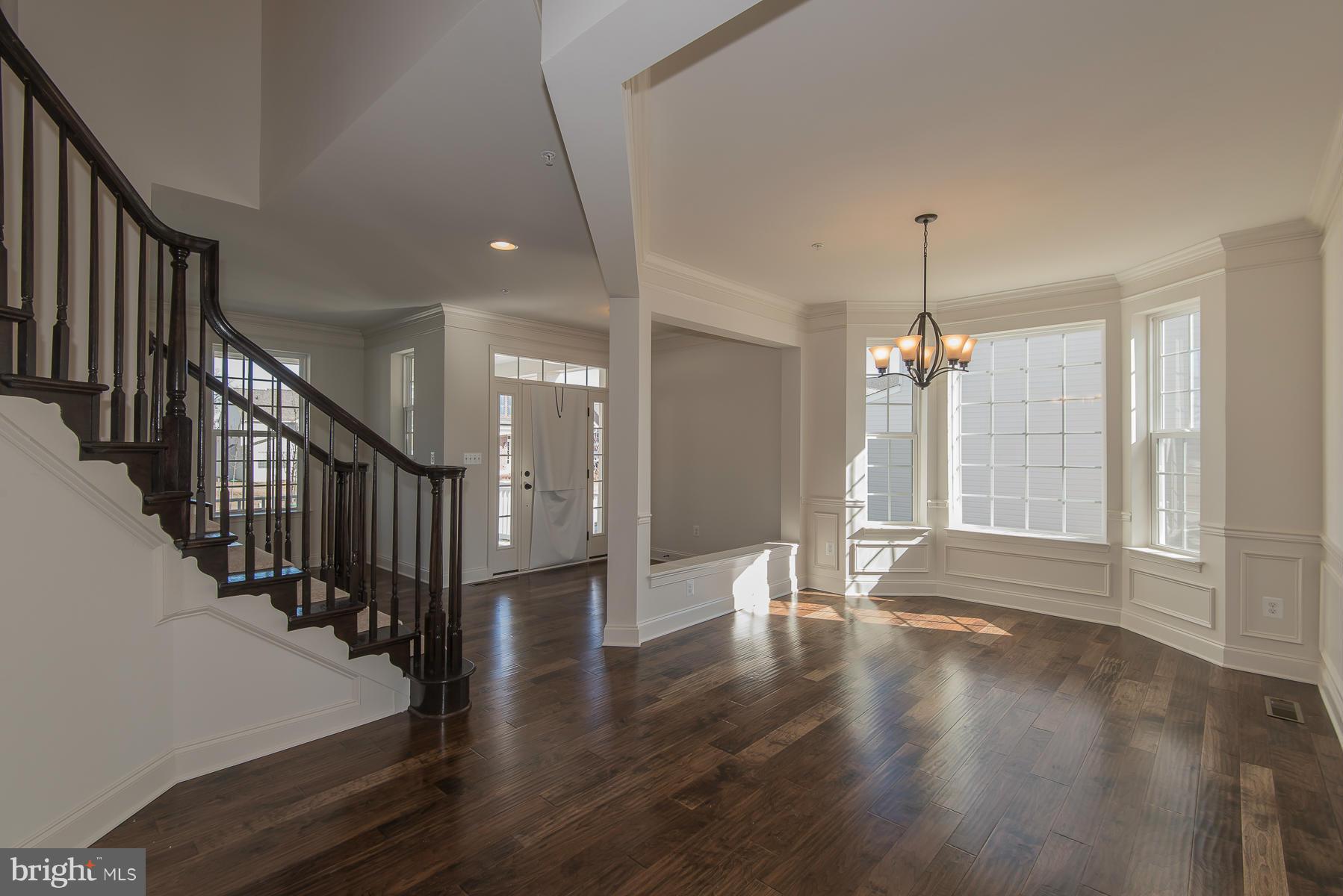 2303 Blackberry Road Baltimore, MD 21209 - Photo 6 of 30 Dining Room