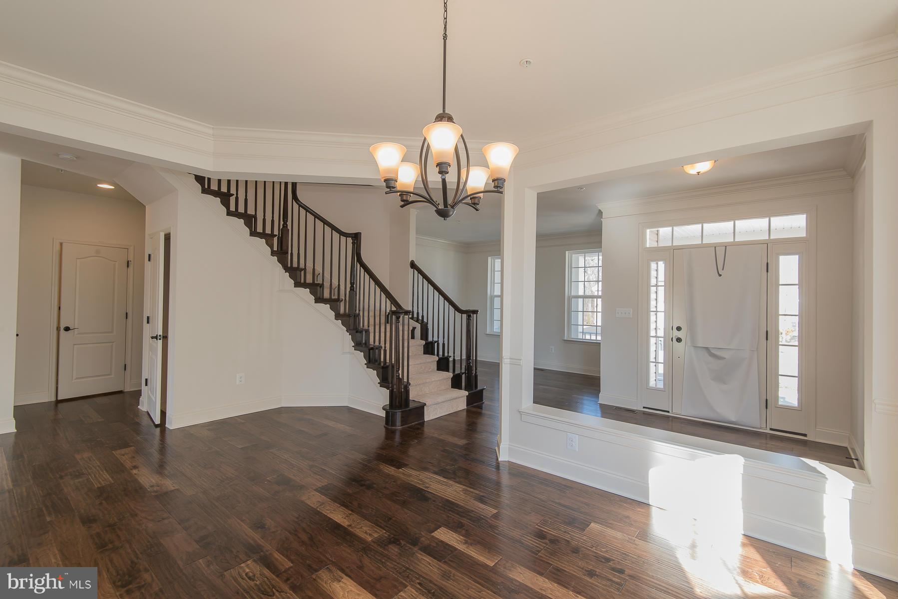 2303 Blackberry Road Baltimore, MD 21209 - Photo 7 of 30 Dining Room