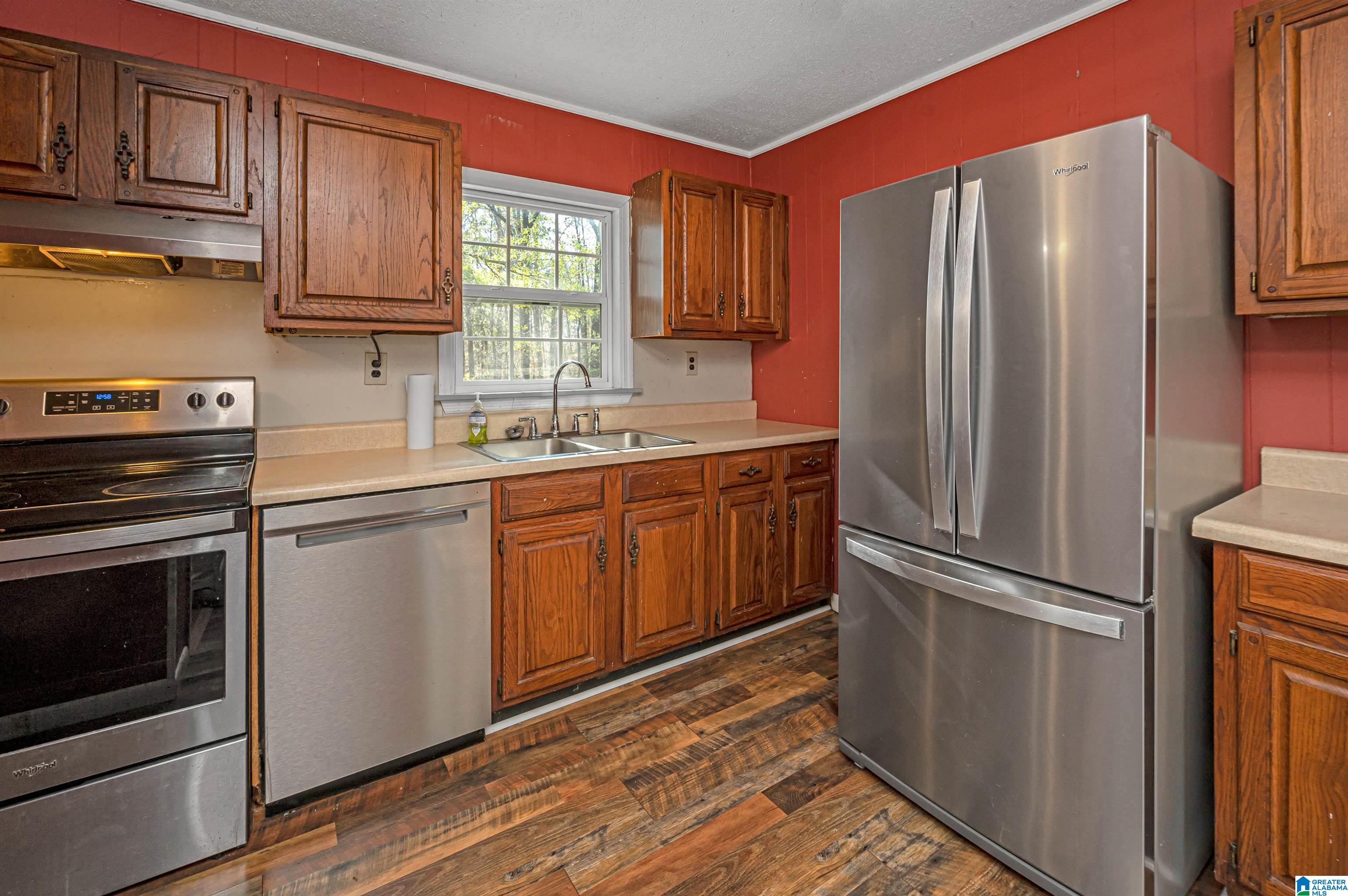 9245 Asberry Road Warrior, AL 35180 - Photo 13 of 41