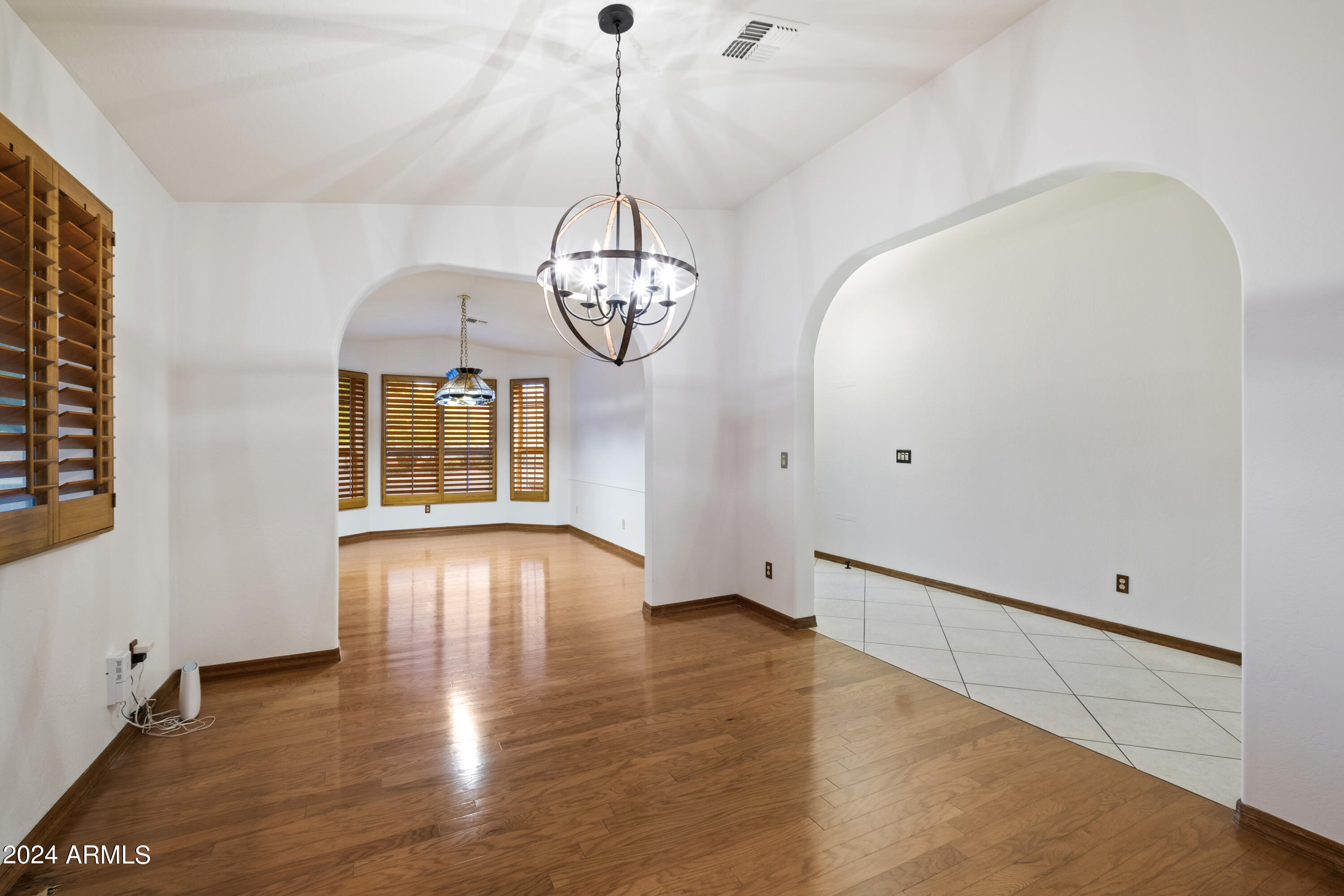 4618 East Everett Drive Phoenix, AZ 85032 - Photo 16 of 35 13-56277542