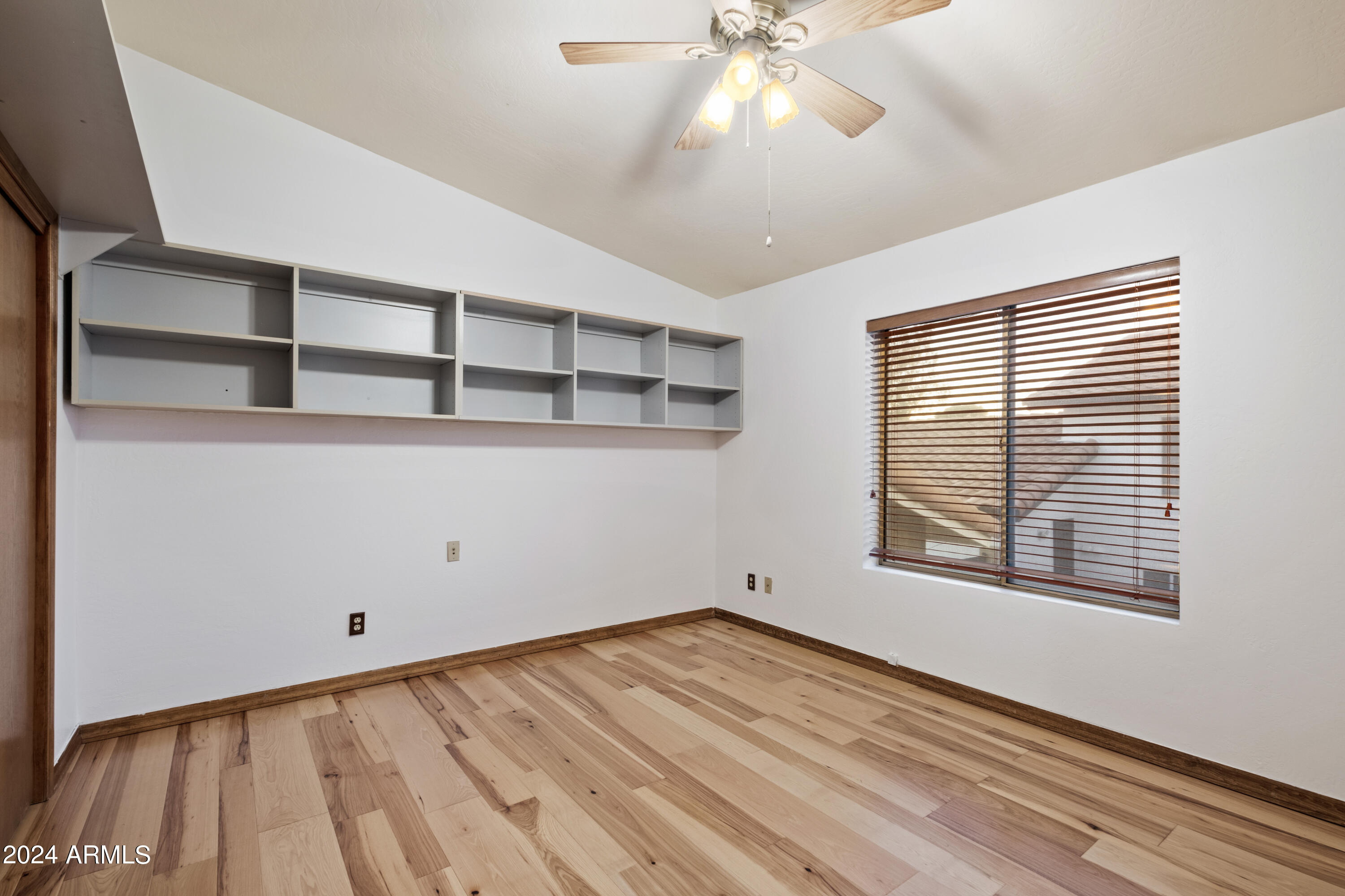 4618 East Everett Drive Phoenix, AZ 85032 - Photo 25 of 35 22-56277443