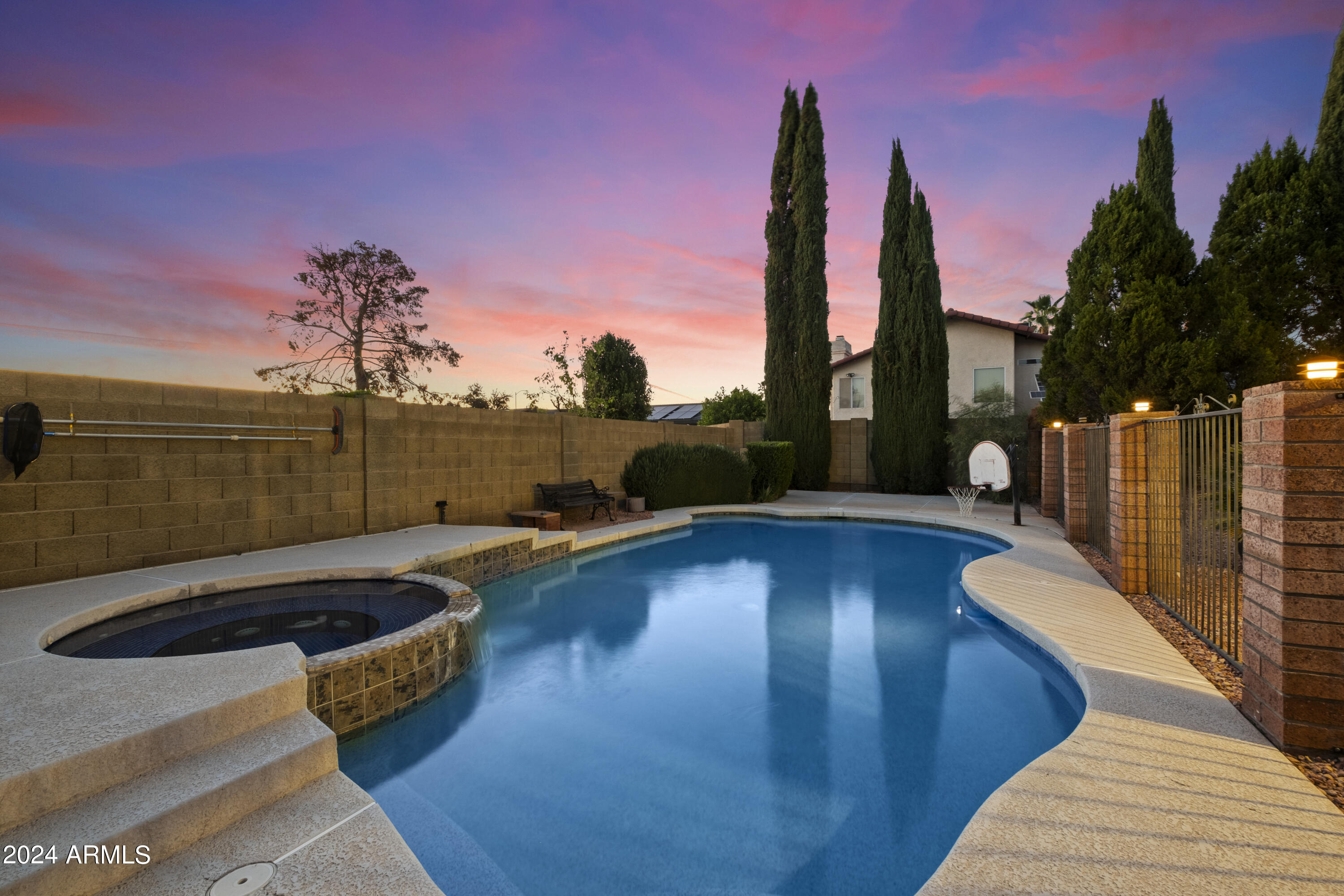 4618 East Everett Drive Phoenix, AZ 85032 - Photo 29 of 35 27-56277381