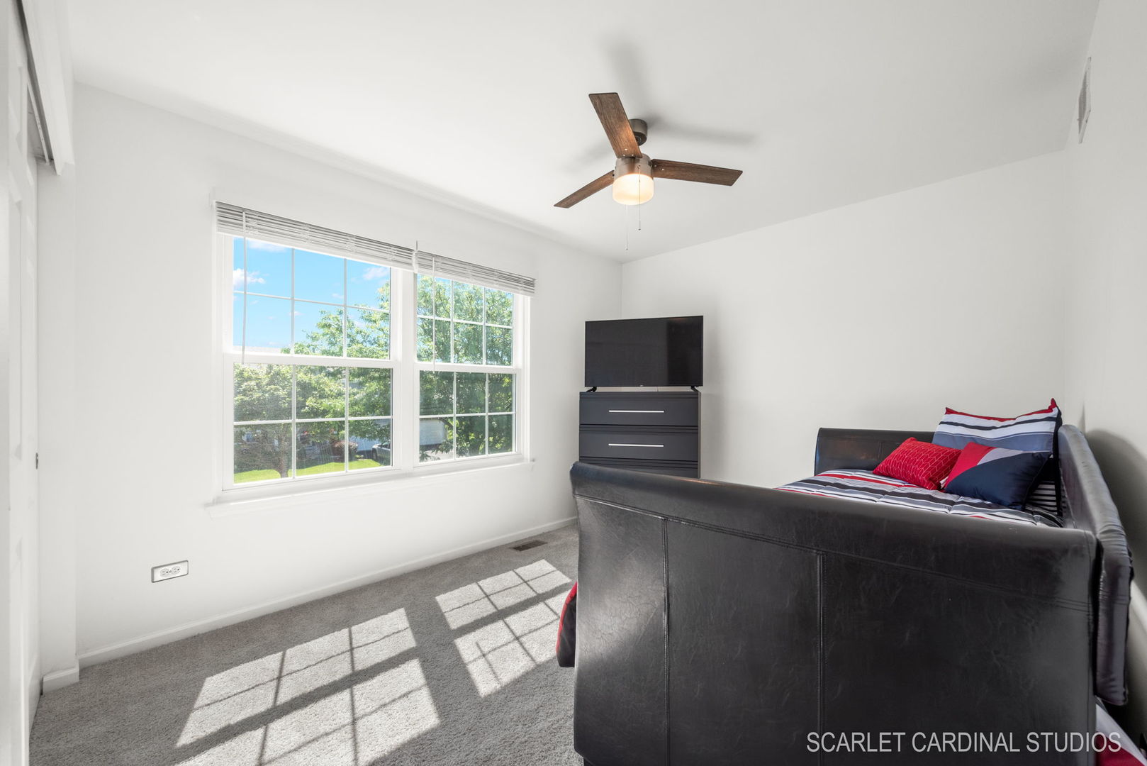 409 Raintree Drive Oswego, IL 60543 - Photo 18 of 30 Gallery Image 18