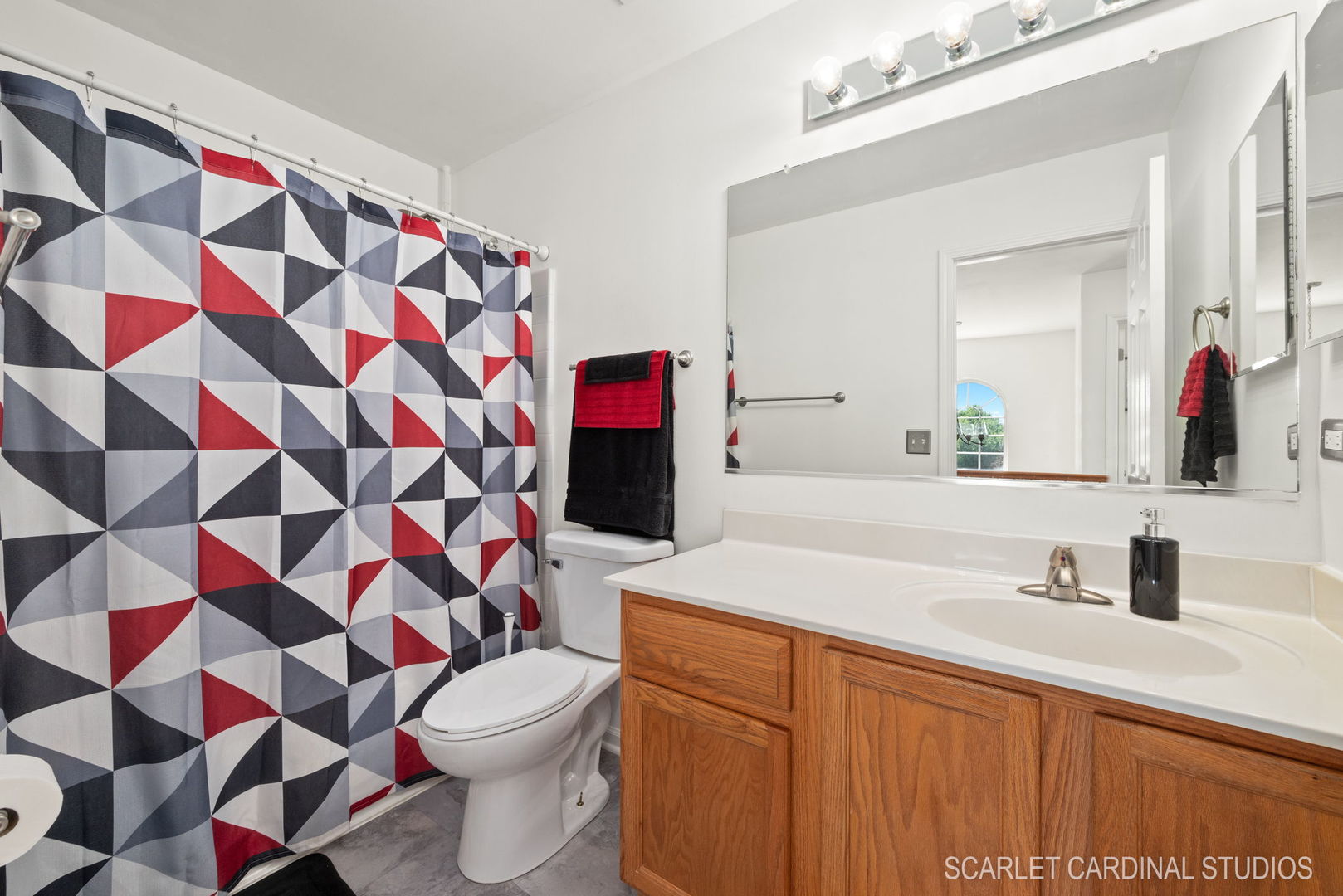 409 Raintree Drive Oswego, IL 60543 - Photo 19 of 30 Gallery Image 19