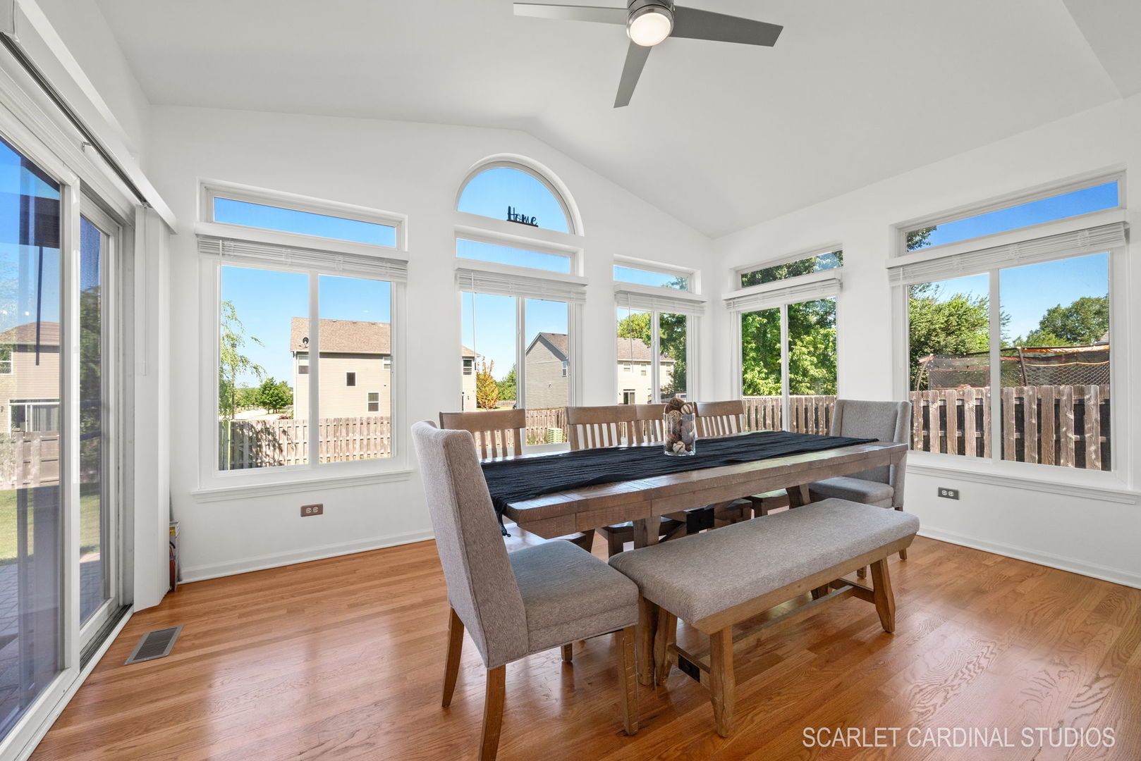 409 Raintree Drive Oswego, IL 60543 - Photo 3 of 30 Gallery Image 3