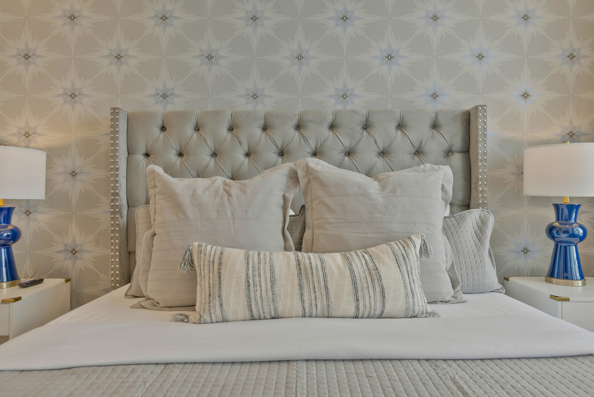 2176 Carson Street, Unit 3 Nashville, TN 37211 - Photo 35 of 44 a view of a couch in a bathroom