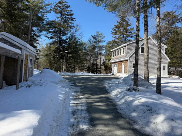 $289,000 | 347 Ellsworth Road, Blue Hill, ME 04614