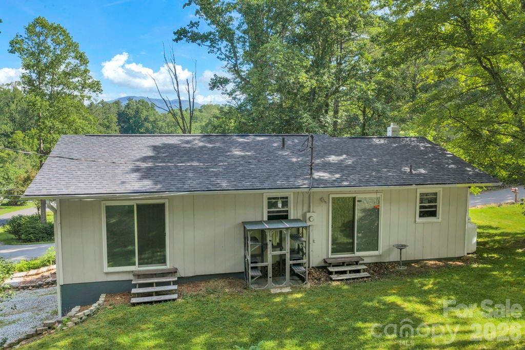 644 Valley Road Spruce Pine, NC 28777 - Photo 4 of 21