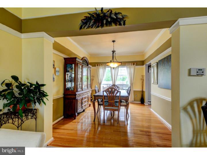 103 Windingbrook Road Bordentown, NJ 08505 - Photo 11 of 24 Dining Room