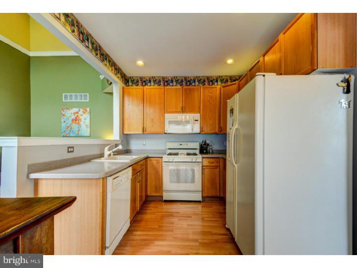 103 Windingbrook Road Bordentown, NJ 08505 - Photo 13 of 24 Kitchen