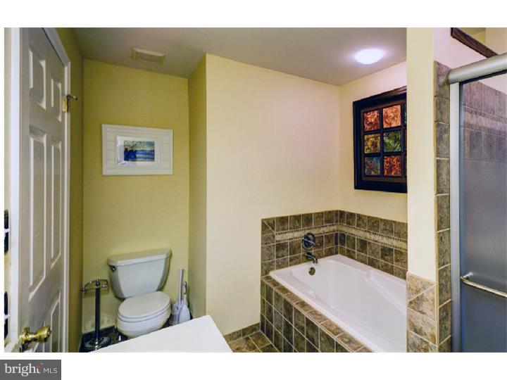 103 Windingbrook Road Bordentown, NJ 08505 - Photo 21 of 24 Master Bathroom