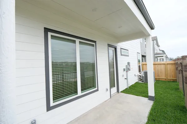 $3,300 | 10031 Cloud Mist Drive, Houston, TX 77080