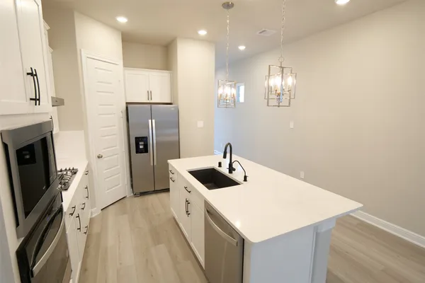 $3,300 | 10031 Cloud Mist Drive, Houston, TX 77080