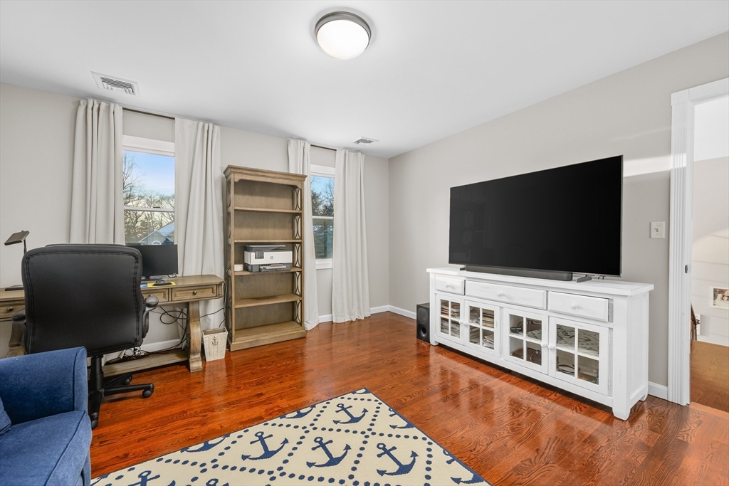 85 Watuppa Road Westport, MA 02790 - Photo 16 of 33