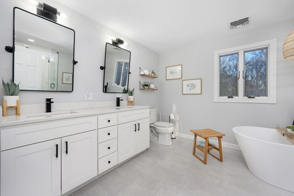 85 Watuppa Road Westport, MA 02790 - Photo 22 of 33