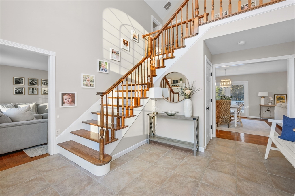 85 Watuppa Road Westport, MA 02790 - Photo 4 of 33