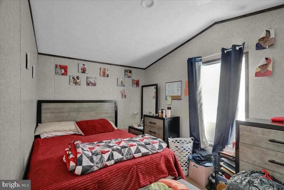 43 Keystone Road Reading, PA 19606 - Photo 4 of 17 Gallery Image 4
