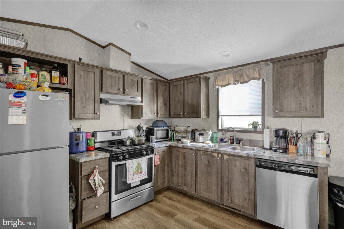 43 Keystone Road Reading, PA 19606 - Photo 8 of 17 Gallery Image 8