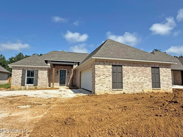 $381,060 | 211 Wethersfield Drive, Florence, MS 39073