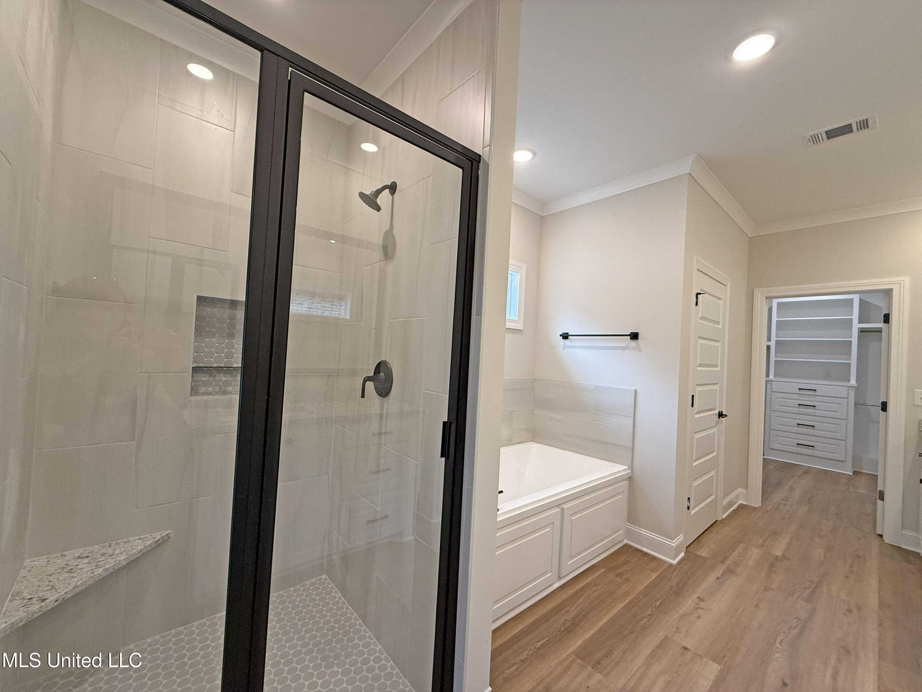 211 Wethersfield Drive Florence, MS 39073 - Photo 13 of 39 IMG_4500