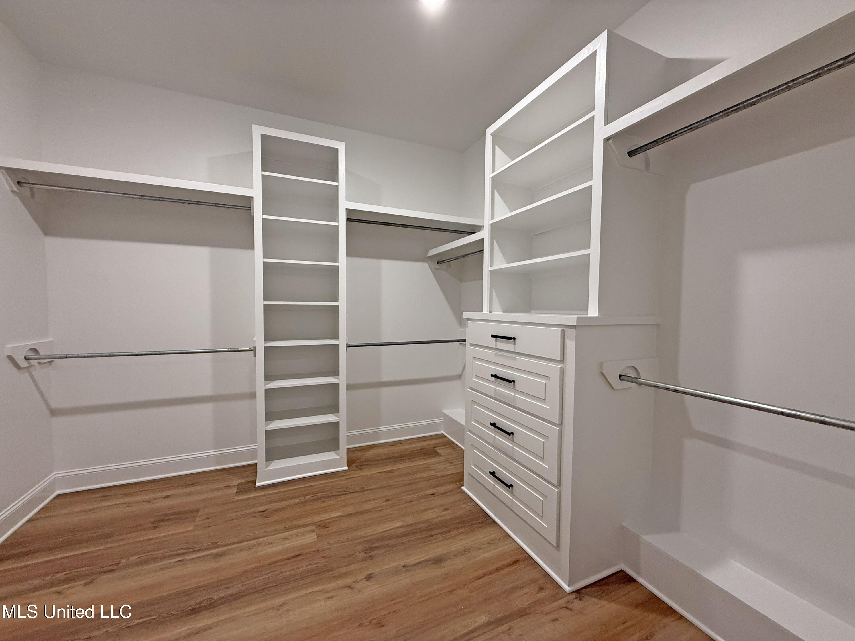 211 Wethersfield Drive Florence, MS 39073 - Photo 15 of 39 IMG_4501