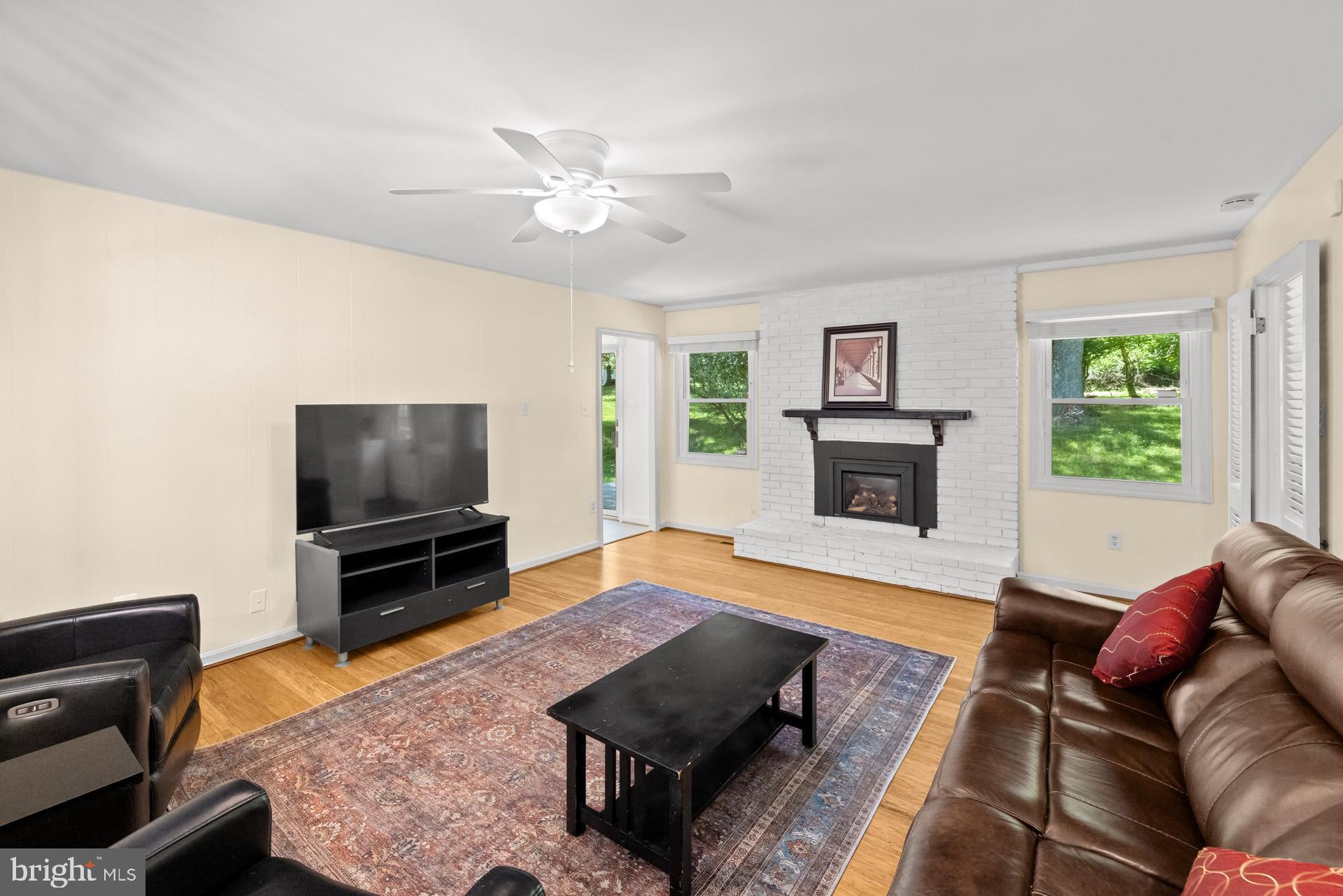 2925 Beaverwood Lane Silver Spring, MD 20906 - Photo 19 of 44 Family Room