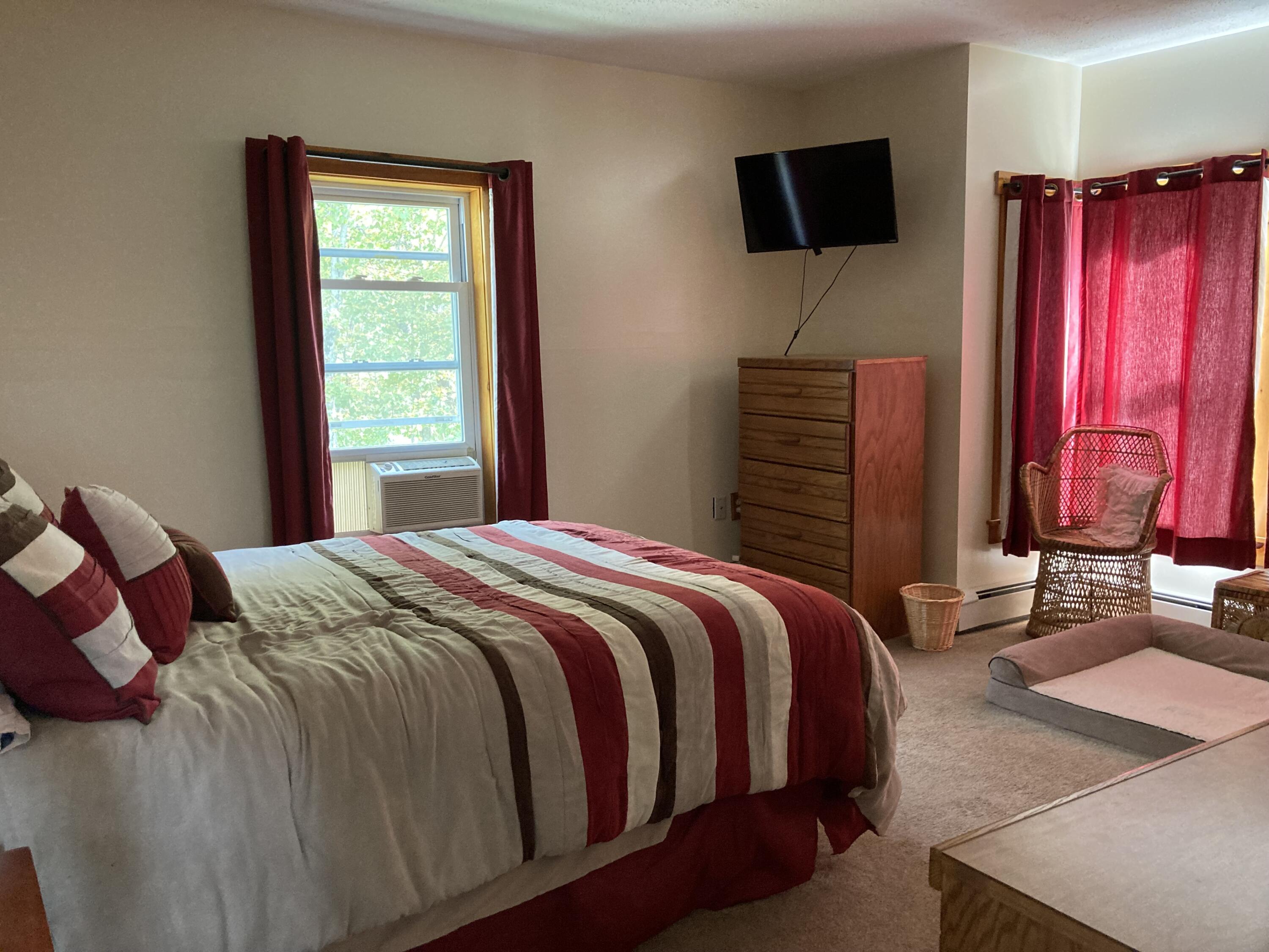 16 Pines Road Waterville, ME 04901 - Photo 11 of 19 Primary Bedroom