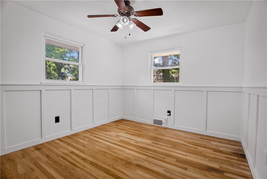 121 South Jamestown Road Coraopolis, PA 15108 - Photo 16 of 25 Bedroom 2