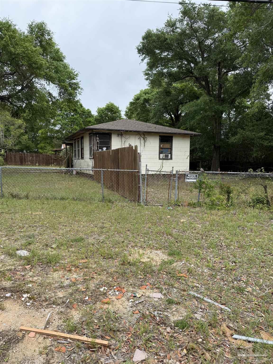 413 Frisco Road Pensacola, FL 32507 - Photo 23 of 25